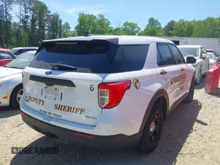 2020 Ford Police Interceptor Utility z VIN 1FM5K8AB3LGC92541, wystawiony jako IAAI lot #41968483 z przebiegiem 82 913 mil mil oraz . Historia ofert i sprzedaży dostępna na DreamBid. Obrazek 4.