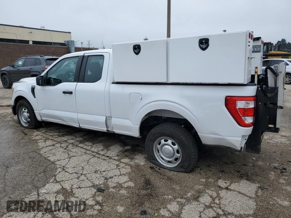 2021 Ford F-150 XL with VIN 1FTEX1C81MKE24869, listed as a Copart auction lot 61052235 with 73,034 mi miles and Clean title. Bid and sale history available at DreamBid. Image 2.