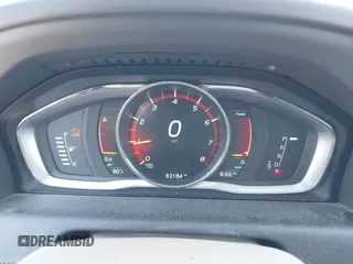 2016 Volvo XC60 T5 Drive-E Premier с VIN YV440MDK3G2785324, выставлен на аукционе IAAI как лот 42215803 с пробегом 62 184 миль миль и . История ставок и продаж доступна на DreamBid. Изображение 7.