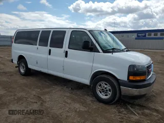 2018 GMC Savana z VIN 1GJZ7PFG4J1240284, wystawiony jako Copart lot #55495065 z przebiegiem 96 769 mil mil oraz Szkody całkowita. Historia ofert i sprzedaży dostępna na DreamBid. Obrazek 4.