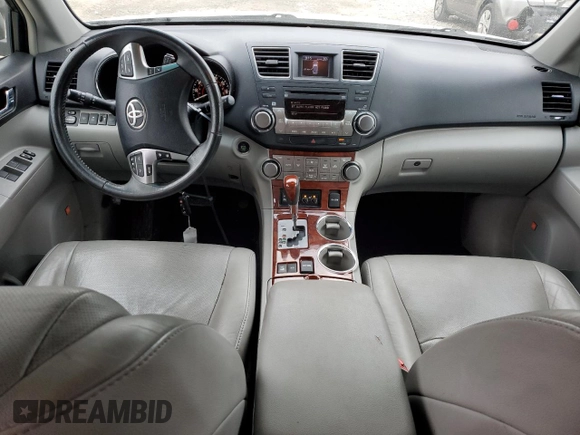 2011 Toyota Highlander Limited z VIN 5TDDK3EH3BS057997, wystawiony jako Copart lot #82836164 z przebiegiem 196 690 mil mil oraz Czysty tytuł • Clean title. Historia ofert i sprzedaży dostępna na DreamBid. Obrazek 8.