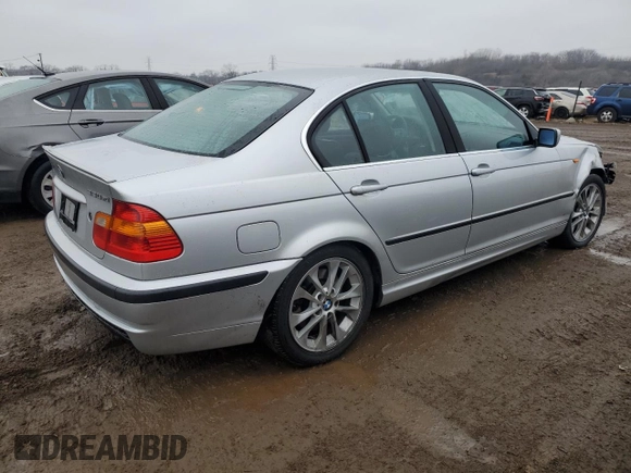 2003 BMW 3 Series 330xi with VIN WBAEW53413PG10291, listed as a Copart auction lot 86694294 with 291,542 mi miles and Salvage Title. Bid and sale history available at carsss.com. Image 3.