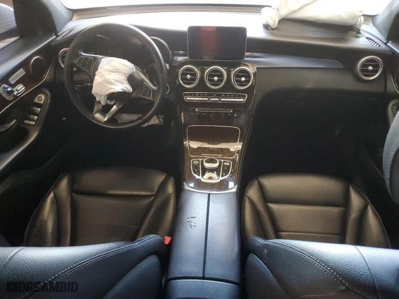 2019 Mercedes-Benz GLC with VIN WDC0G4KB3KF570747, listed as a Copart auction lot 48376425 with NaN miles and Clean Title. Bid and sale history available at carsss.com. Image 8.