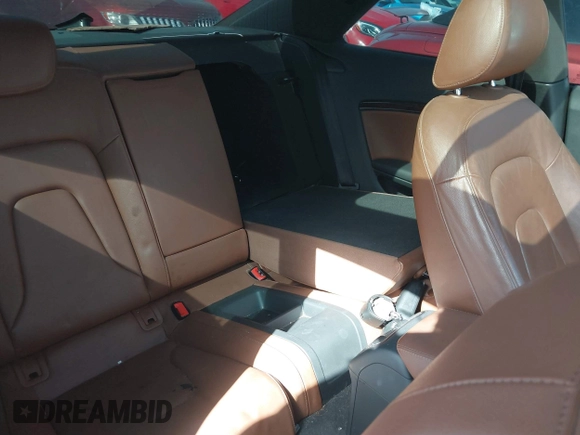 2012 Audi A5 Premium Plus z VIN WAULFAFR2CA003887, wystawiony jako IAAI lot #41829309 z przebiegiem 120 489 mil mil oraz . Historia ofert i sprzedaży dostępna na DreamBid. Obrazek 8.