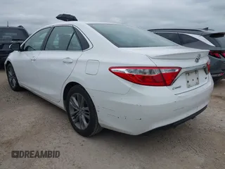 2015 Toyota Camry XLE z VIN 4T1BF1FK7FU009782, wystawiony jako IAAI lot #42366251 z przebiegiem 302 295 mil mil oraz . Historia ofert i sprzedaży dostępna na DreamBid. Obrazek 3.