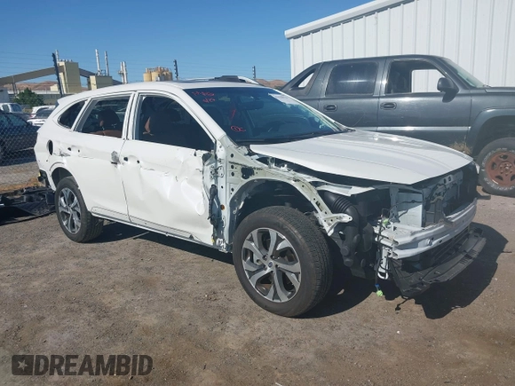 2022 Subaru Outback Touring XT with VIN 4S4BTGPD9N3276423, listed as a IAAI auction lot 42310970 with 8,266 mi miles and . Bid and sale history available at DreamBid. Image 6.
