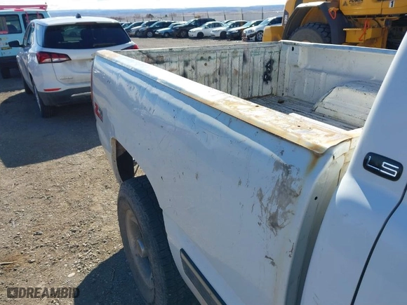 1999 Chevrolet Silverado 1500 LS with VIN 1GCEK19T3XE220541, listed as a IAAI auction lot 41738881 with 251,297 mi miles. Bid and sale history available at carsss.com. Image 6.