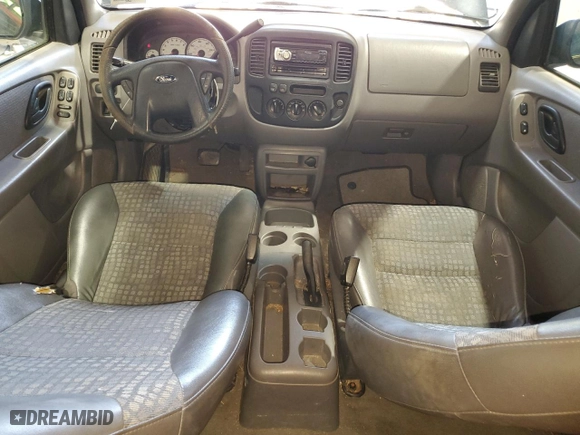 2001 Ford Escape XLS with VIN 1FMYU01131KF17972, listed as a Copart auction lot 70753364 with 201,465 mi miles and Clean Title. Bid and sale history available at carsss.com. Image 8.