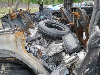2023 Jeep Wrangler Sahara z VIN 1C4JJXP66PW698724, wystawiony jako Copart lot #55587825 z przebiegiem Nie podano mil oraz Nie do naprawy • Non repairable. Historia ofert i sprzedaży dostępna na DreamBid. Obrazek 11.