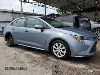 2022 Toyota Corolla LE with VIN 5YFEPMAE2NP381799, listed as a Copart auction lot 54174795 with 48,223 mi miles and Clean Title. Bid and sale history available at carsss.com. Image 4.
