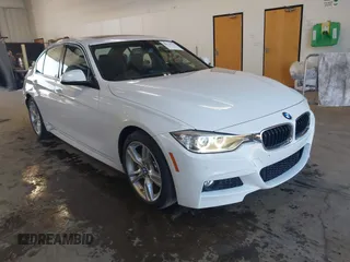 2015 BMW 3 Series 335i z VIN WBA3A9G58FNN73480, wystawiony jako IAAI lot #42116761 z przebiegiem 50 879 mil mil oraz . Historia ofert i sprzedaży dostępna na DreamBid. Obrazek 1.
