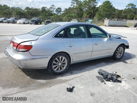 2007 Hyundai Azera SE with VIN KMHFC46F27A242907, listed as a Copart auction lot 75424854 with 151,576 mi miles and Salvage Title. Bid and sale history available at carsss.com. Image 3.