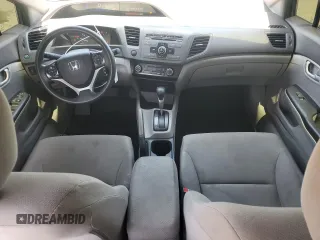 2012 Honda Civic LX z VIN 2HGFB2F59CH603985, wystawiony jako Copart lot #55675435 z przebiegiem 125 567 mil mil oraz Szkoda całkowita • Salvage title. Historia ofert i sprzedaży dostępna na DreamBid. Obrazek 8.