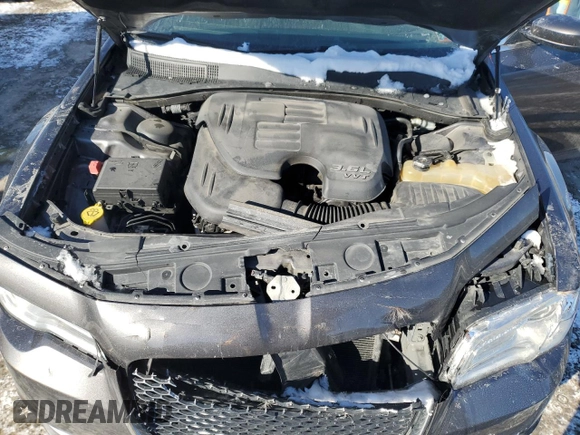 2016 Chrysler 300 Anniversary Edition with VIN 2C3CCARG8GH224816, listed as a Copart auction lot 42041665 with 132,920 mi miles and Salvage Title. Bid and sale history available at DreamBid. Image 11.