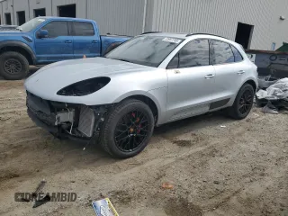 2017 Porsche Macan GTS с VIN WP1AG2A53HLB52658, выставлен на аукционе Copart как лот 56451795 с пробегом 69 419 миль миль и На запчасти • Non repairable. История ставок и продаж доступна на DreamBid. Изображение 1.