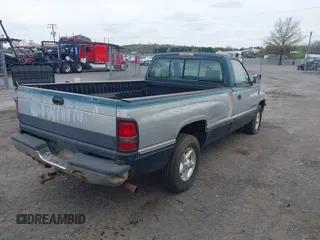 1997 Dodge 1500 z VIN 1B7HC16Y7VS271114, wystawiony jako IAAI lot #41929789 z przebiegiem 176 504 mil mil oraz . Historia ofert i sprzedaży dostępna na DreamBid. Obrazek 4.