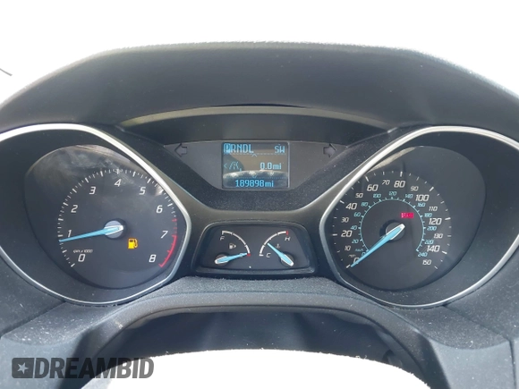 2012 Ford Focus SE z VIN 1FAHP3F21CL177044, wystawiony jako IAAI lot #42702897 z przebiegiem 189 898 mil mil oraz . Historia ofert i sprzedaży dostępna na DreamBid. Obrazek 7.
