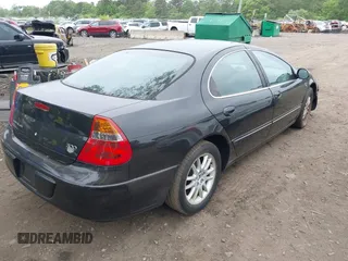 2002 Chrysler 300M M z VIN 2C3HE66G02H219135, wystawiony jako IAAI lot #42352904 z przebiegiem 126 465 mil mil oraz . Historia ofert i sprzedaży dostępna na DreamBid. Obrazek 4.
