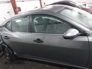 2024 Nissan Sentra S z VIN 3N1AB8BV0RY284905, wystawiony jako IAAI lot #41582687 z przebiegiem 37 302 mil mil oraz . Historia ofert i sprzedaży dostępna na DreamBid. Obrazek 13.