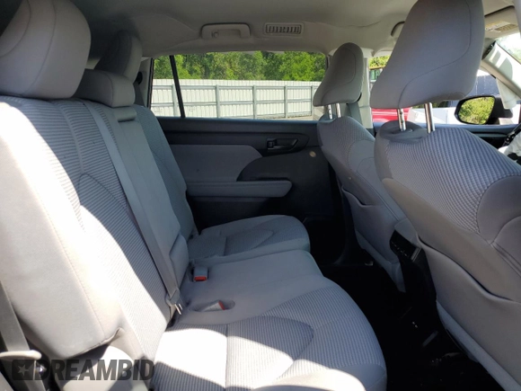 2021 Toyota Highlander L with VIN 5TDZZRAH8MS515126, listed as a Copart auction lot 52417775 with 37,945 mi miles and Salvage title. Bid and sale history available at DreamBid. Image 11.