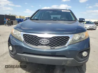2011 Kia Sorento LX with VIN 5XYKT3A13BG025643, listed as a Copart auction lot 55150995 with 195,050 mi miles and Salvage Title. Bid and sale history available at DreamBid. Image 5.
