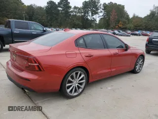 2019 Volvo S60 Momentum with VIN 7JR102FK5KG005814, listed as a Copart auction lot 77935604 with 81,922 mi miles and Salvage Title. Bid and sale history available at carsss.com. Image 3.