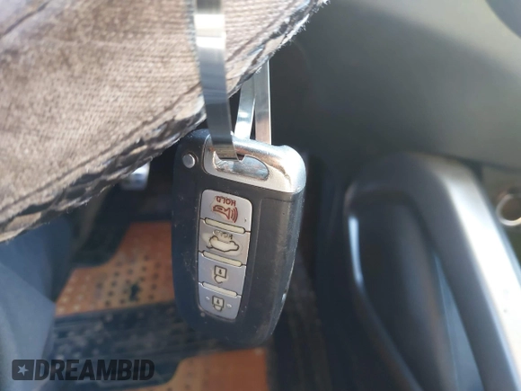2013 Hyundai Veloster Turbo with VIN KMHTC6AE3DU135145, listed as a IAAI auction lot 41767388 with 162,234 mi miles and . Bid and sale history available at DreamBid. Image 11.