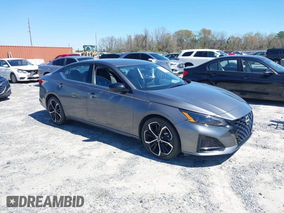 2025 Nissan Altima SR with VIN 1N4BL4CV1SN308241, listed as a IAAI auction lot 41807739 with 13,927 mi miles and . Bid and sale history available at DreamBid. Image 1.