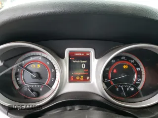 2019 Dodge Journey SE z VIN 3C4PDCBB0KT874681, wystawiony jako Copart lot #87924845 z przebiegiem 166 828 mil mil oraz Szkoda całkowita • Salvage title. Historia ofert i sprzedaży dostępna na DreamBid. Obrazek 9.