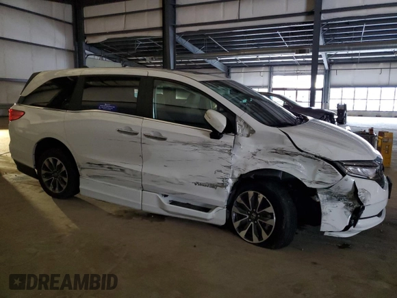 2023 Honda Odyssey EX-L with VIN 5FNRL6H69PB010354, listed as a Copart auction lot 80187954 with 12,638 mi miles and Salvage Title. Bid and sale history available at carsss.com. Image 4.
