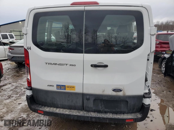 2024 Ford Transit Passenger XL with VIN 1FBAX9Y82RKB32407, listed as a Copart auction lot 48528335 with 1,262 mi miles and Salvage Title. Bid and sale history available at DreamBid. Image 6.
