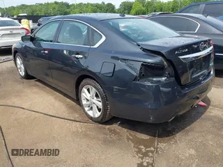 2013 Nissan Altima SV with VIN 1N4AL3AP7DC131011, listed as a IAAI auction lot 42453457 with 144,950 mi miles and . Bid and sale history available at DreamBid. Image 3.