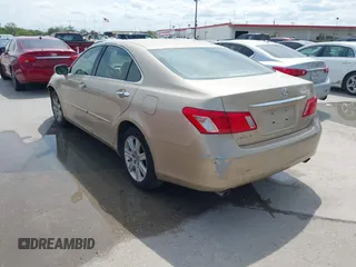 2008 Lexus ES 350 with VIN JTHBJ46G382231376, listed as a IAAI auction lot 41886315 with 219,534 mi miles. Bid and sale history available at carsss.com. Image 3.