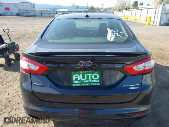 2013 Ford Fusion Titanium with VIN 3FA6P0D92DR216426, listed as a IAAI auction lot 42087273 with 205,805 mi miles. Bid and sale history available at carsss.com. Image 16.