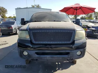 2007 Ford F-150 XLT z VIN 1FTPX045X7KC54622, wystawiony jako Copart lot #72048374 z przebiegiem 20 239 mil mil oraz Szkoda całkowita • Salvage title. Historia ofert i sprzedaży dostępna na DreamBid. Obrazek 5.
