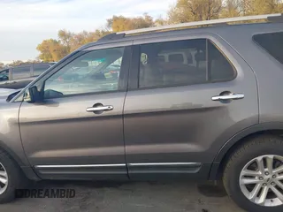 2013 Ford Explorer XLT z VIN 1FM5K8D85DGA55051, wystawiony jako IAAI lot #40871162 z przebiegiem 132 961 mil mil oraz . Historia ofert i sprzedaży dostępna na DreamBid. Obrazek 14.