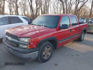 2005 Chevrolet Silverado 1500 LS with VIN 2GCEC13T951377849, listed as a IAAI auction lot 41820491 with 199,878 mi miles. Bid and sale history available at carsss.com. Image 2.