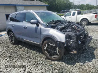2025 Kia Telluride S with VIN 5XYP64GC2SG623010, listed as a Copart auction lot 60828725 with Not provided miles and Non repairable. Bid and sale history available at DreamBid. Image 4.