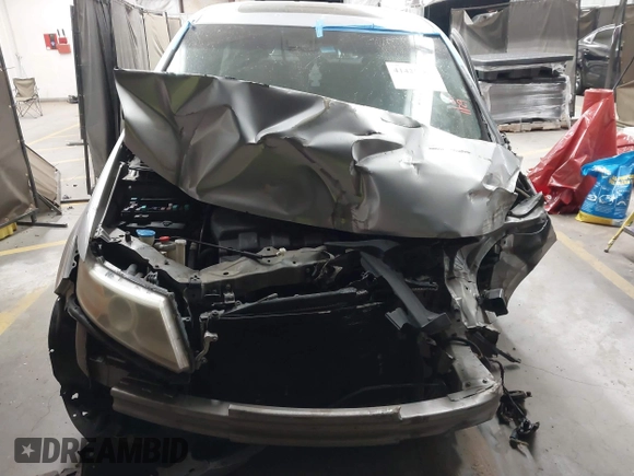 2011 Honda Odyssey EX-L with VIN 5FNRL5H62BB083682, listed as a IAAI auction lot 41425267 with 169,166 mi miles and . Bid and sale history available at carsss.com. Image 11.