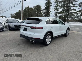 2019 Porsche Cayenne z VIN WP1AA2AY4KDA04998, wystawiony jako Copart lot #54154135 z przebiegiem 112 081 mil mil oraz Czysty tytuł • Clean title. Historia ofert i sprzedaży dostępna na DreamBid. Obrazek 4.