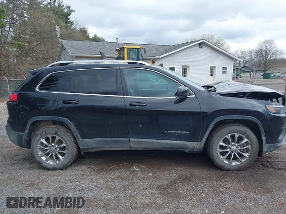 2019 Jeep Cherokee Latitude Plus with VIN 1C4PJMLB1KD237138, listed as a IAAI auction lot 41956339 with 81,180 mi miles. Bid and sale history available at carsss.com. Image 13.
