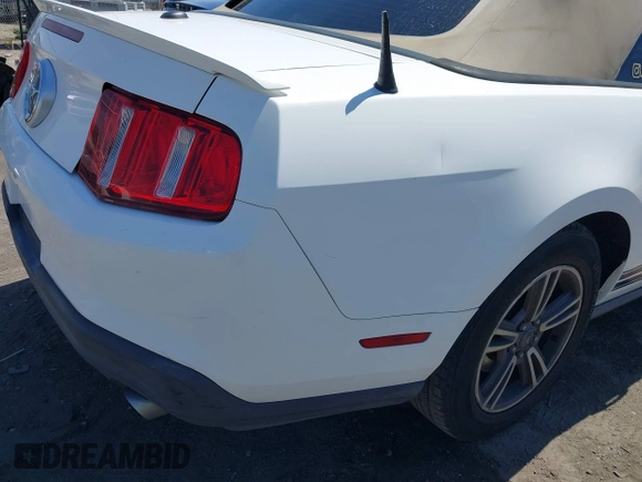 2011 Ford Mustang V6 with VIN 1ZVBP8EM7B5120394, listed as a IAAI auction lot 42207328 with 155,584 mi miles and . Bid and sale history available at DreamBid. Image 16.