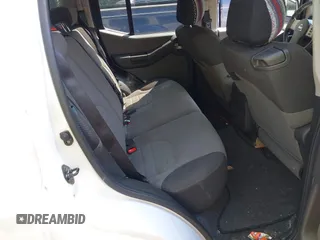 2006 Nissan Xterra S z VIN 5N1AN08W66C542611, wystawiony jako IAAI lot #42278440 z przebiegiem 228 688 mil mil oraz . Historia ofert i sprzedaży dostępna na DreamBid. Obrazek 8.