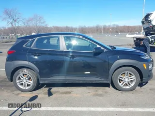 2020 Hyundai Kona SE z VIN KM8K1CAA7LU488743, wystawiony jako IAAI lot #41833649 z przebiegiem 62 228 mil mil oraz . Historia ofert i sprzedaży dostępna na DreamBid. Obrazek 13.