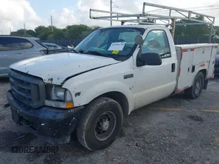 2002 Ford F-350 with VIN 1FDSF30L52ED64628, listed as a IAAI auction lot 41940130 with 237,792 mi miles and . Bid and sale history available at DreamBid. Image 2.