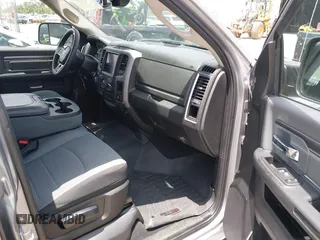 2023 Ram 1500 SLT z VIN 1C6RR7LG0PS517769, wystawiony jako IAAI lot #42451307 z przebiegiem 49 931 mil mil oraz . Historia ofert i sprzedaży dostępna na DreamBid. Obrazek 5.