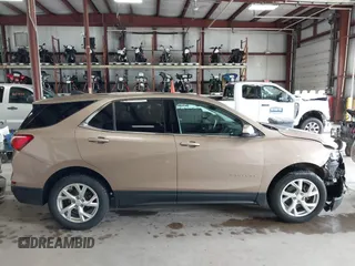 2018 Chevrolet Equinox LT with VIN 2GNAXTEX4J6221219, listed as a IAAI auction lot 39992944 with 92,743 mi miles. Bid and sale history available at carsss.com. Image 13.
