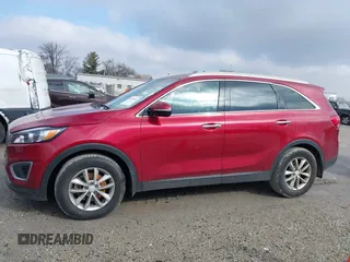 2018 Kia Sorento L with VIN 5XYPG4A36JG387725, listed as a IAAI auction lot 41676022 with 84,504 mi miles. Bid and sale history available at carsss.com. Image 14.