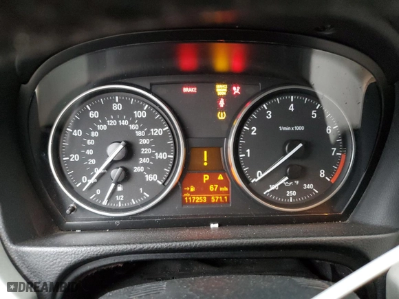2008 BMW 3 Series 328i with VIN WBAWL13568PX20028, listed as a Copart auction lot 44170885 with 117,253 mi miles and Salvage Title. Bid and sale history available at carsss.com. Image 9.
