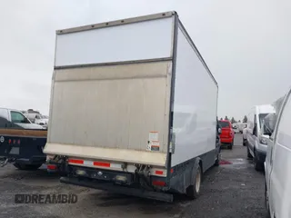 2017 Ford Transit z VIN 1FDBF9ZM4HKB18839, wystawiony jako IAAI lot #41619595 z przebiegiem 167 754 mil mil oraz . Historia ofert i sprzedaży dostępna na DreamBid. Obrazek 4.